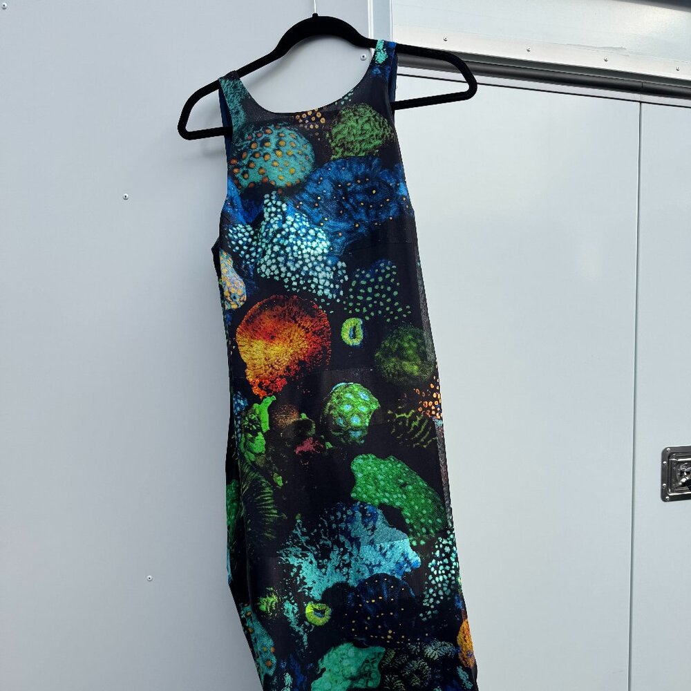 Salvatore Ferragamo 100% Silk Sleeveless Dress – US 10 / FR 42 / IT 46
